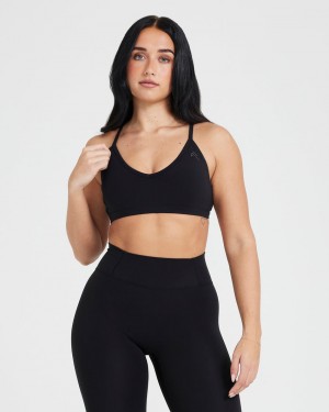 Oner Active Timeless Strappy Bralette Sports Bras Mustat | 073-DVIHUP