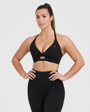 Oner Active Unified Twist Sports Bras Mustat | 854-CIJZRA